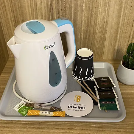 ゲストハウス Original Domino House 4*