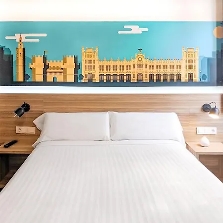 Original Domino House 4*