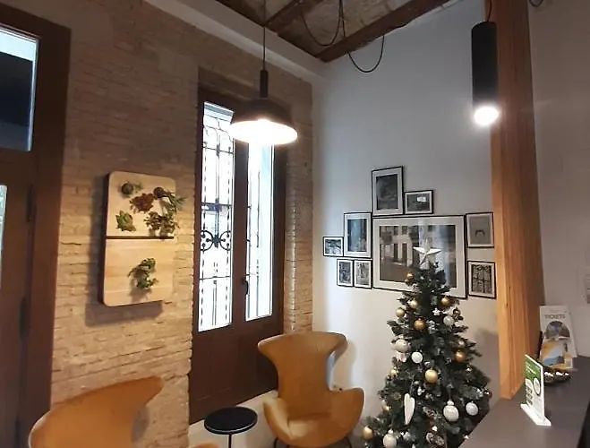 Original Domino House בית הארחה